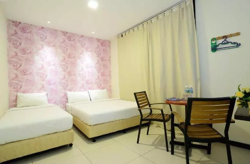اتاق خانوادگی, Casa Hotel Near Klia 1