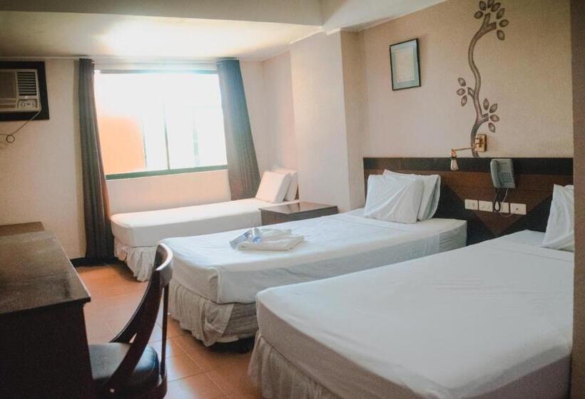 اتاق سوپریور سه تخته, Country Village