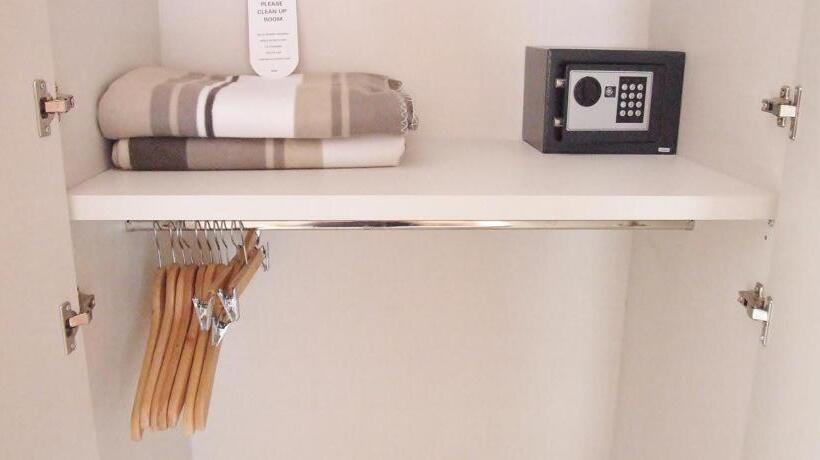 Tengerre Néző Deluxe Szoba, Home Grifondoro Affittacamere