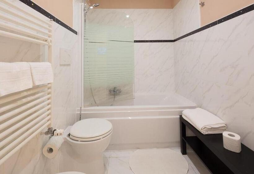 Standard Szoba, Home Grifondoro Affittacamere