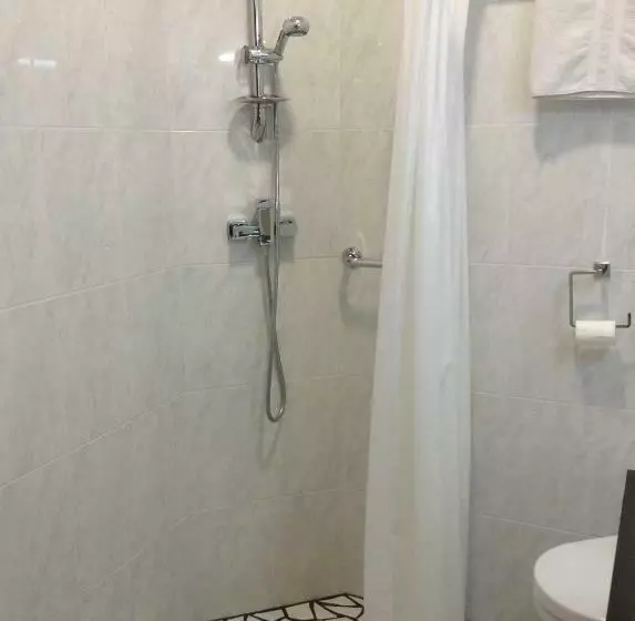 اتاق استاندارد یک نفره, Hôtel Le National