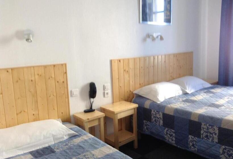 Номер Стандарт Трехместный, Hôtel Le National