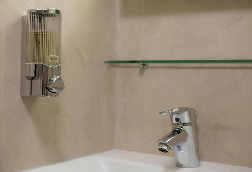 غرفة كومفورت, Napoleon