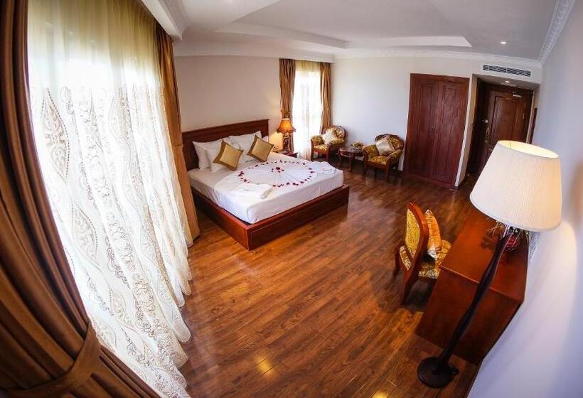 اتاق لوکس با چشمانداز دریا, Nha Trang Palace