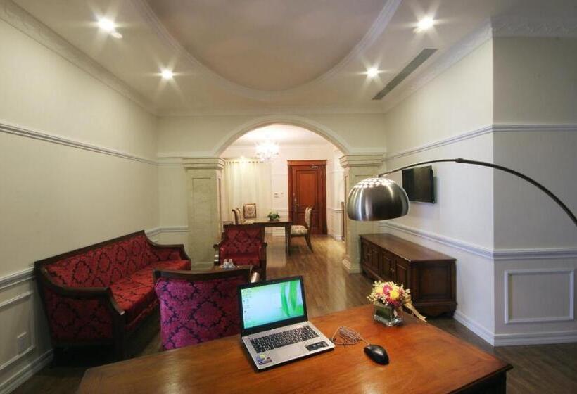 سوییت, Nha Trang Palace