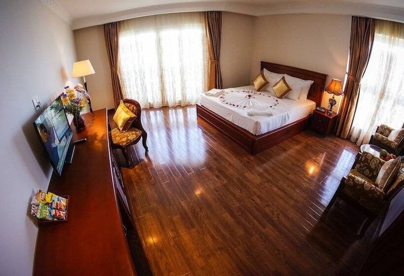 اتاق لوکس با چشمانداز دریا, Nha Trang Palace