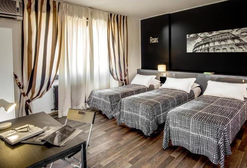 Standard Triple Room, Radio