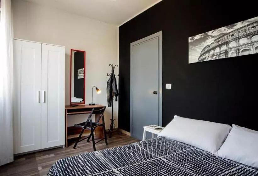 Standard Room, Radio