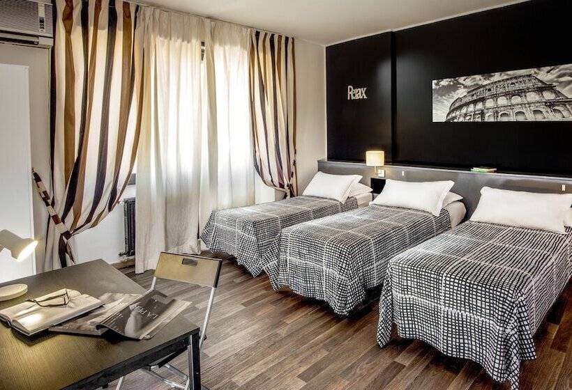 Standard Triple Room, Radio