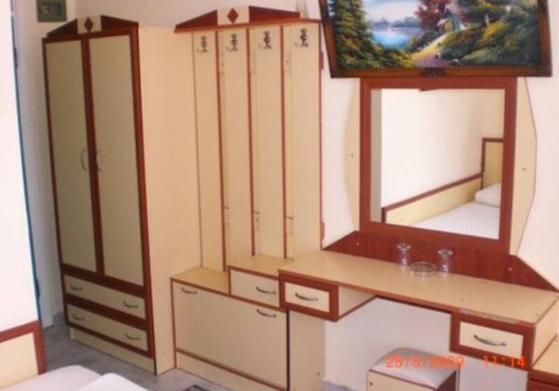 غرفة قياسية, Red Rose