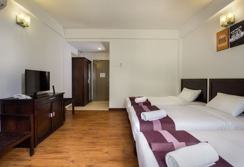 חדר דלוקס לשלושה עם נו לגינה, ērya By Suria Hot Spring Bentong