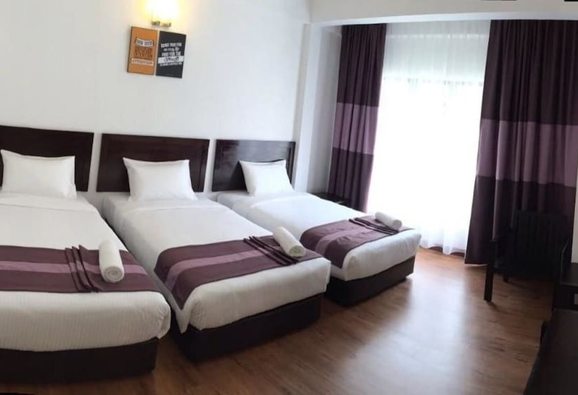 חדר דלוקס לשלושה עם נו לגינה, ērya By Suria Hot Spring Bentong