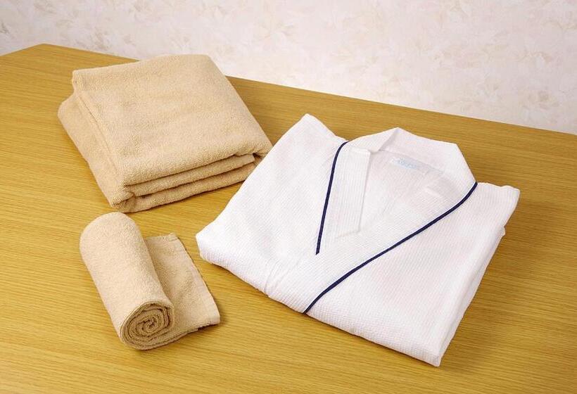 اتاق استاندارد یک نفره, Sasebo Daiichi