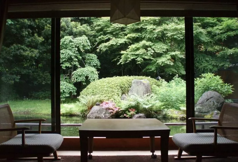 Standard-huone, Oku Yugawara Tsubaki