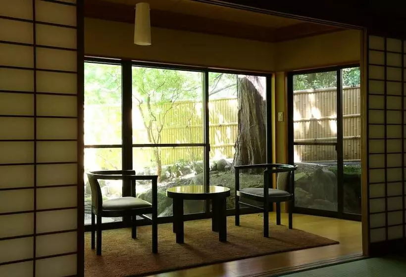 Standard-huone, Oku Yugawara Tsubaki