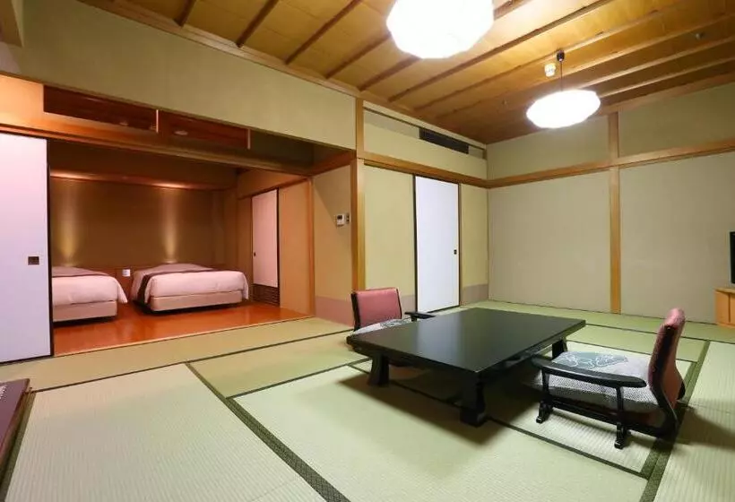 Superior-huone, Oku Yugawara Tsubaki
