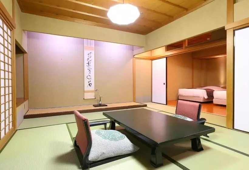 Superior-huone, Oku Yugawara Tsubaki