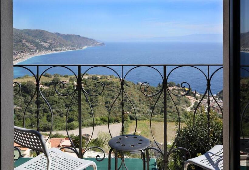 Номер Стандарт Вид на Море с Балконом, Villa Astoria