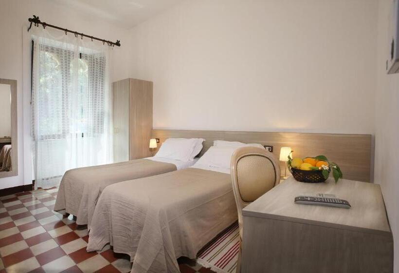 Номер Economy, Villa Astoria