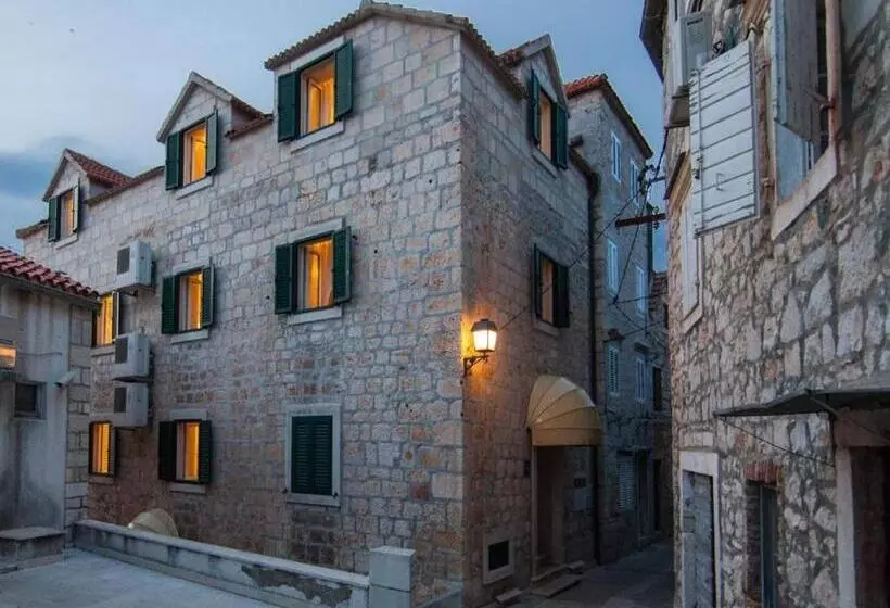 海の見えるコンフォートルーム, Villa Slika