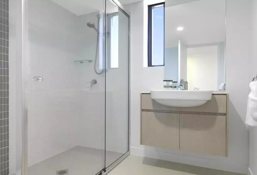 آپارتمان 2 خوابه, Oaks Mackay Carlyle Suites