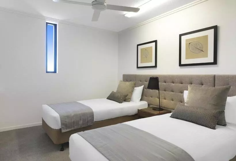 آپارتمان 2 خوابه, Oaks Mackay Carlyle Suites