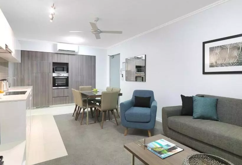 آپارتمان 2 خوابه, Oaks Mackay Carlyle Suites