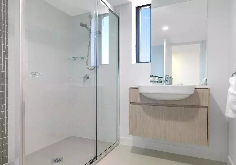 آپارتمان 2 خوابه, Oaks Mackay Carlyle Suites