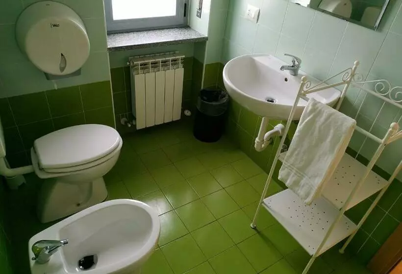 スタンダードルーム, Malpensa Fiera Milano Hostel