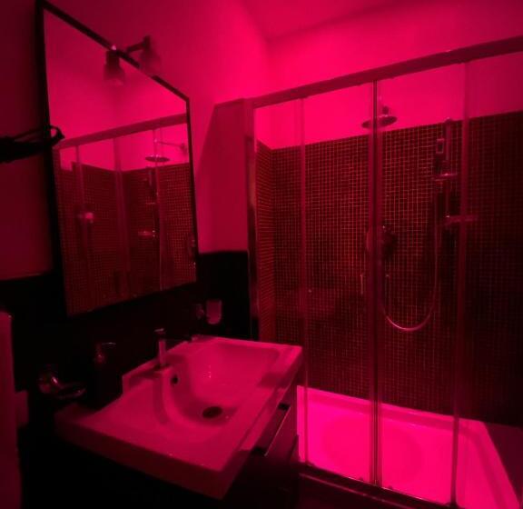 家庭间, Chroma Exy Chroma Italy