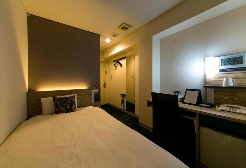스탠다드 싱글 룸, Plaza Hotel Toyota