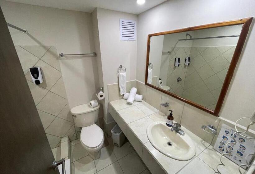 غرفة قياسية, Puerto Azul