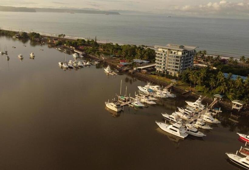 غرفة قياسية, Puerto Azul