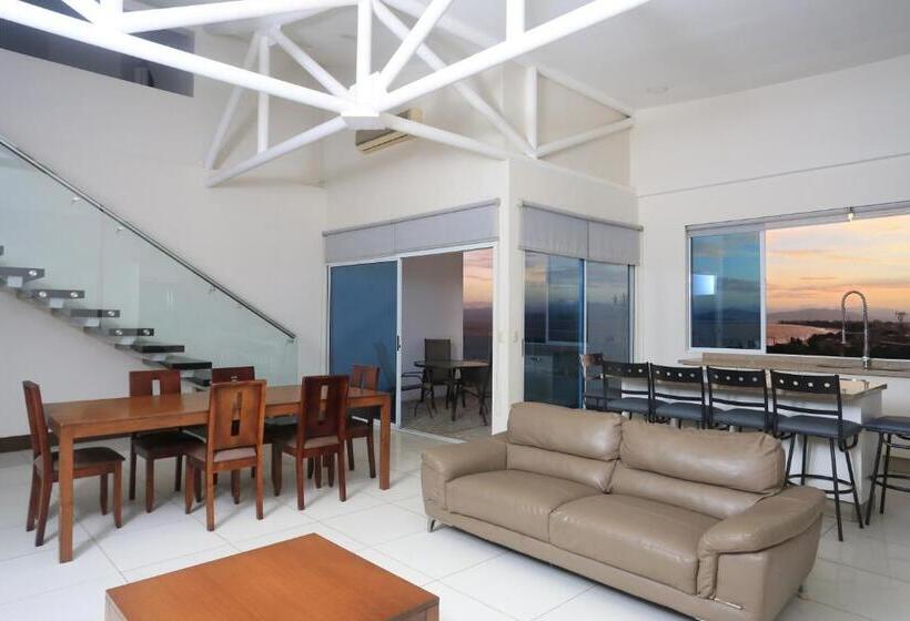 شقة دور أخير غرفة نوم واحدة, Puerto Azul