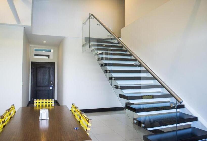 شقة دور أخير غرفة نوم واحدة, Puerto Azul