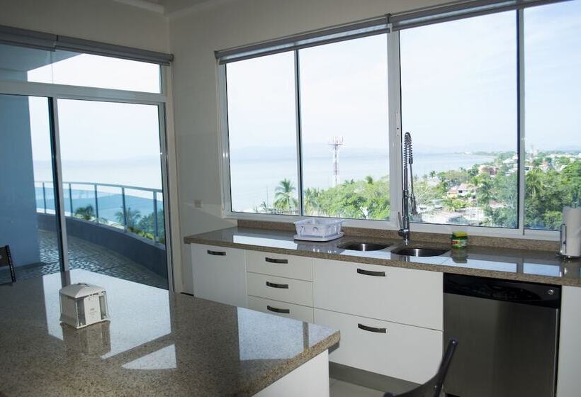 شقة غرفتين, Puerto Azul