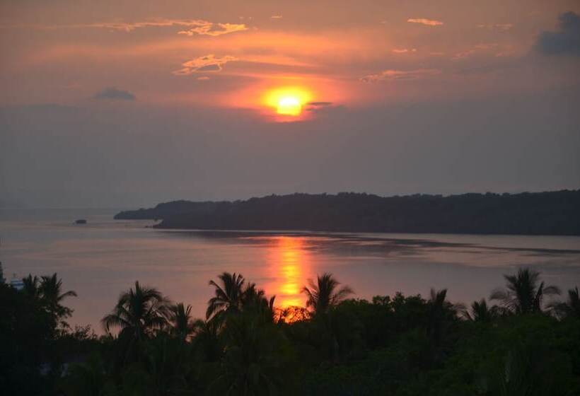 شقة دور أخير غرفة نوم واحدة, Puerto Azul