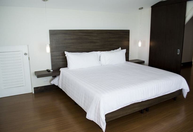 شقة دور أخير غرفة نوم واحدة, Puerto Azul