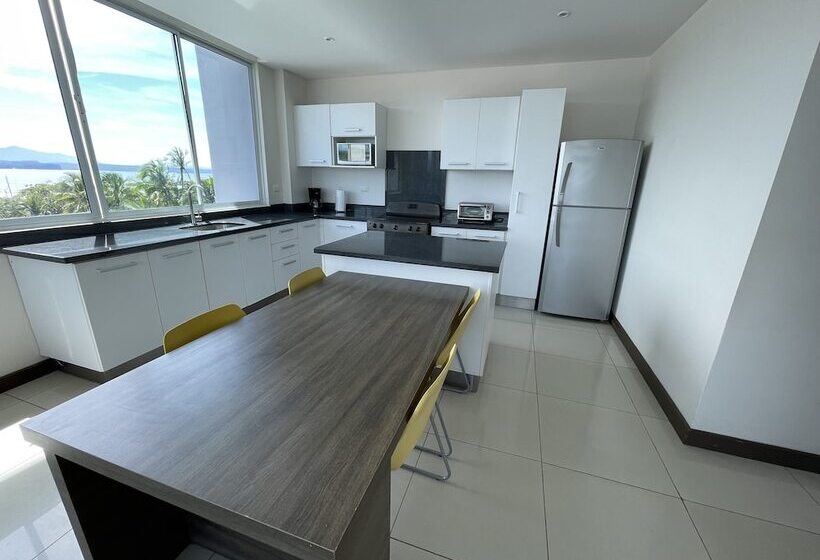 شقة غرفتين, Puerto Azul