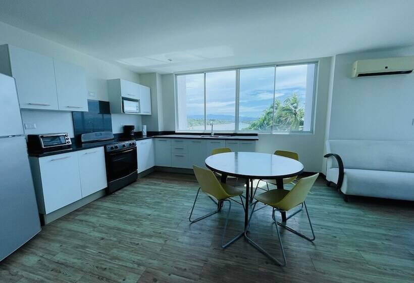 شقة غرفتين, Puerto Azul