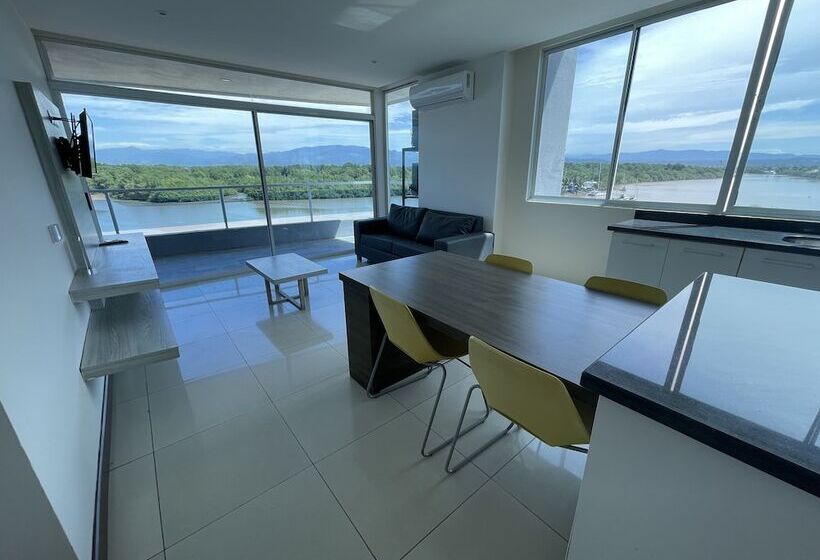 شقة غرفتين, Puerto Azul