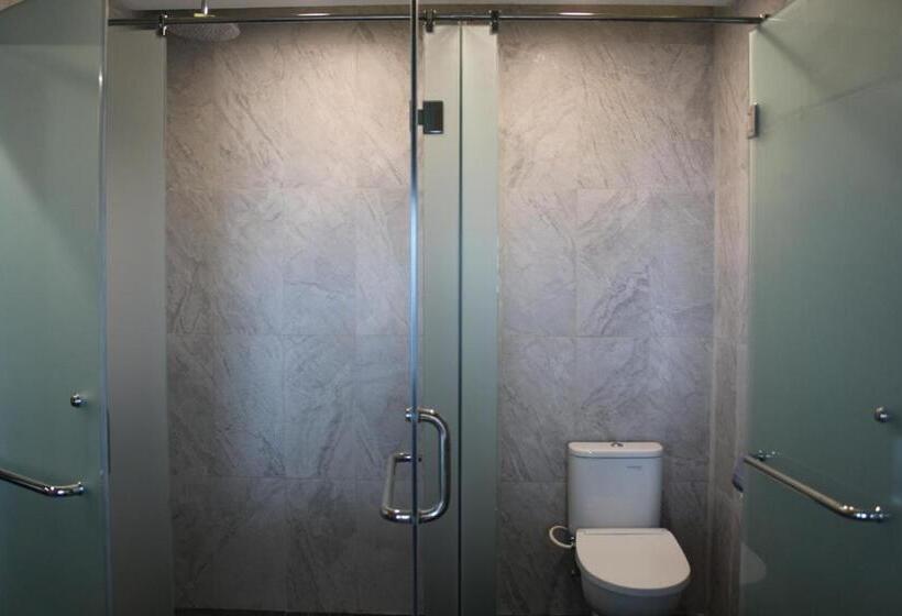 سوئیت پرزیدنت, Shakti Hotel Bandung