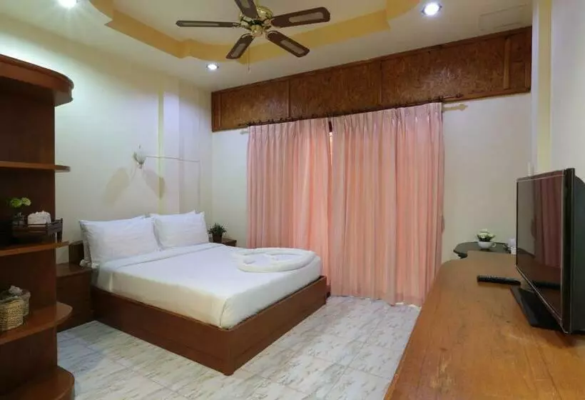 スタンダードルーム, Khun Ying House