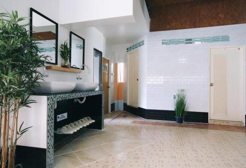 Номер Стандарт Совместная Ванная, Khun Ying House