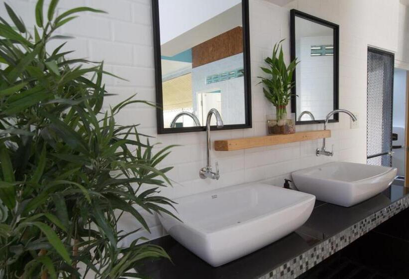 Номер Стандарт Совместная Ванная, Khun Ying House