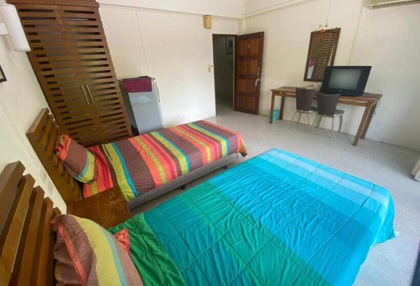 스탠다드 룸 공동 욕실, Aonang Andaman Resort