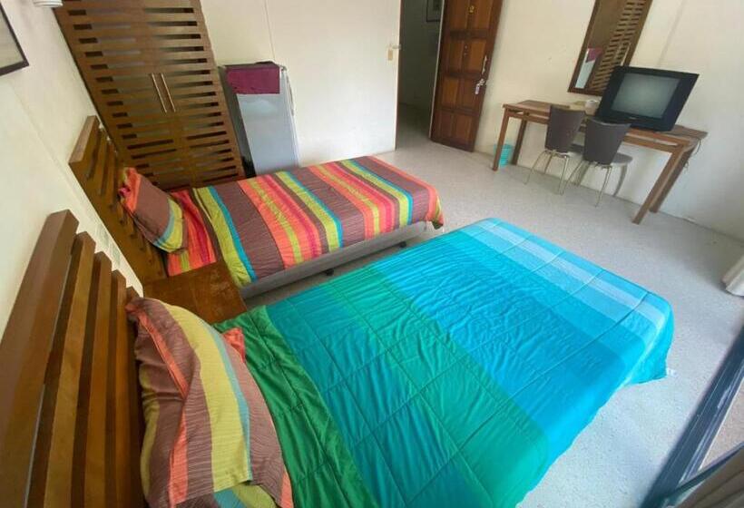 스탠다드 룸 공동 욕실, Aonang Andaman Resort