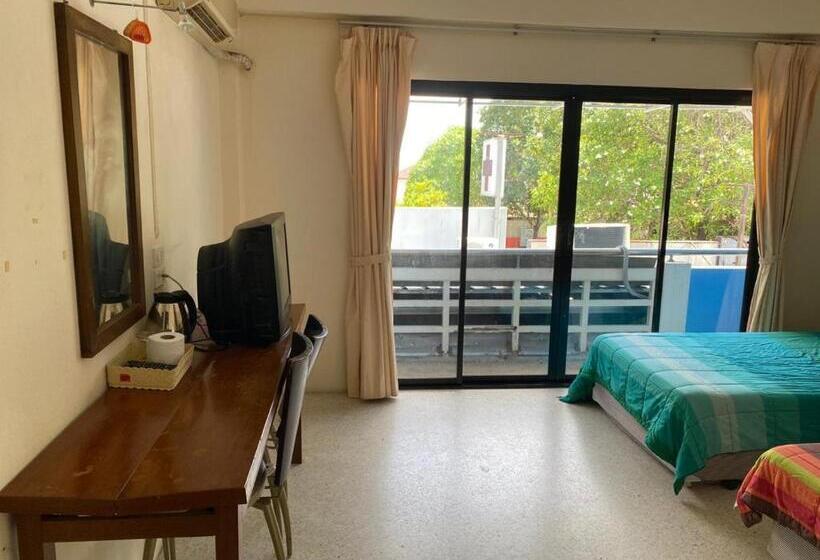 스탠다드 룸 공동 욕실, Aonang Andaman Resort