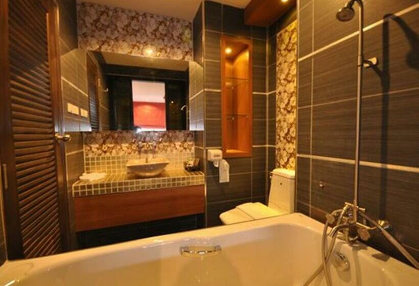 غرفة ديلوكس, Chalelarn Hotel Hua Hin