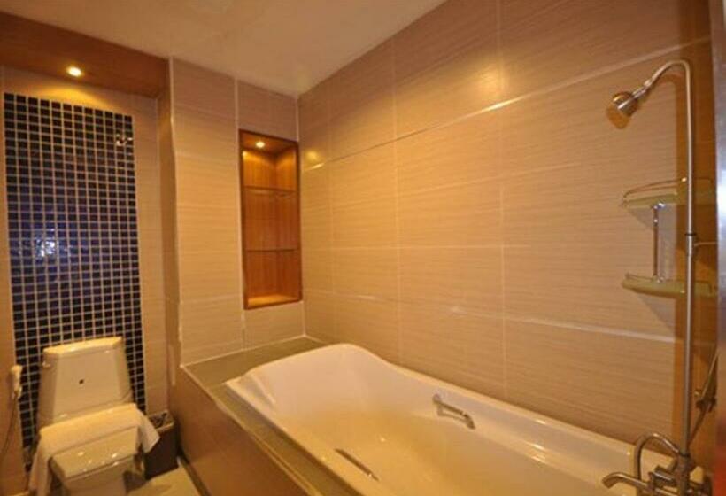 غرفة ديلوكس, Chalelarn Hotel Hua Hin